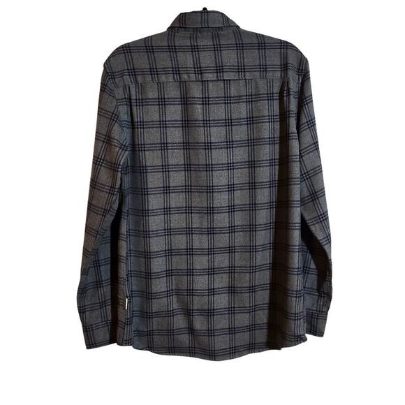 7Diamonds Generation Plaid Button Up Down Shirt Men's Size Small Rugged Outdoor - Picture 2 of 8
